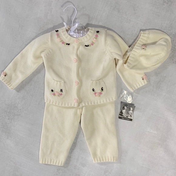 Piper Posie Crocheted Matching Set - Picture 1 of 8